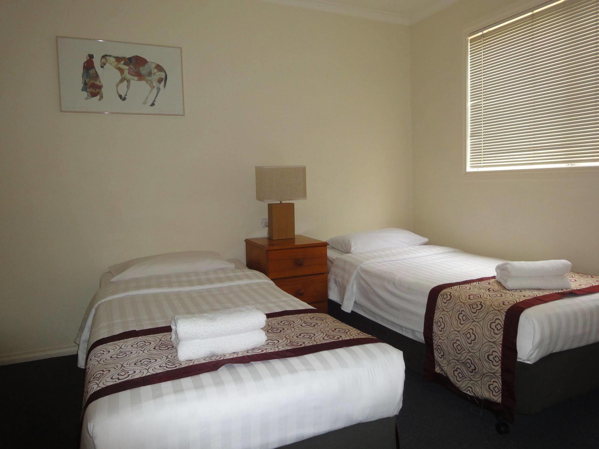 Moonee Valley Views Apart otel Melbourne Dış mekan fotoğraf